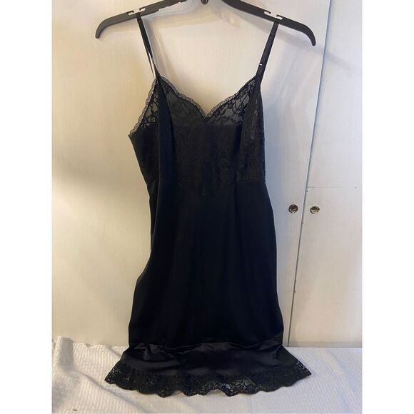 Vanity Fair black slip dress lace nylon USA size 36S - Picture 1 of 8